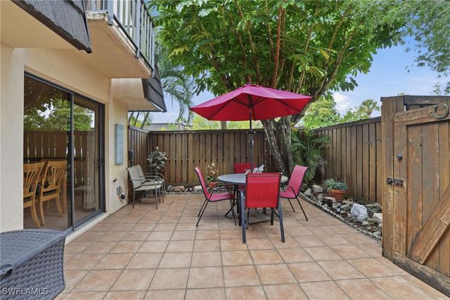 4029 Sandlewood LN 2, Fort Myers, FL 33907