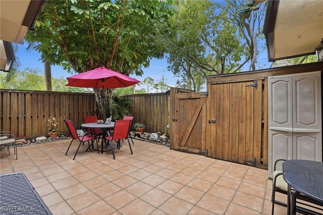 4029 Sandlewood LN 2, Fort Myers, FL 33907