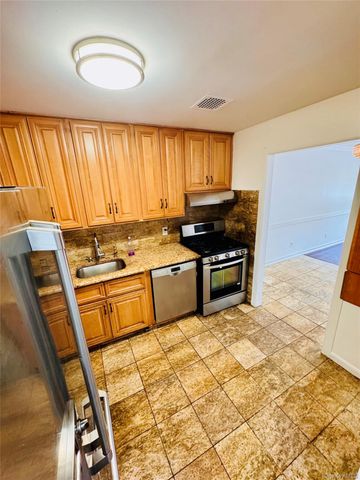 139 Hopkins Street, Brooklyn, NY 11206