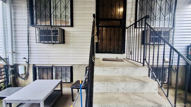 139 Hopkins Street, Brooklyn, NY 11206