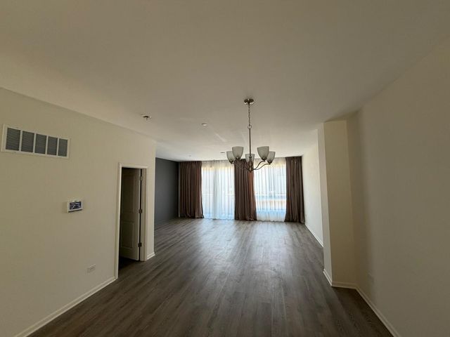 2315 Prestige Place 2315, Schaumburg, IL 60173