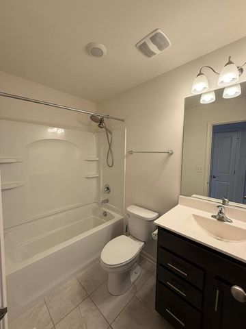 2315 Prestige Place 2315, Schaumburg, IL 60173