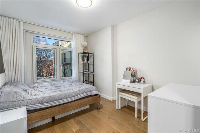 2809 39th Avenue 4C, Long Island City, NY 11101