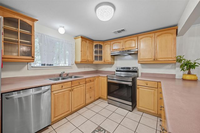 3334 Sheldon Avenue, Dallas, TX 75211