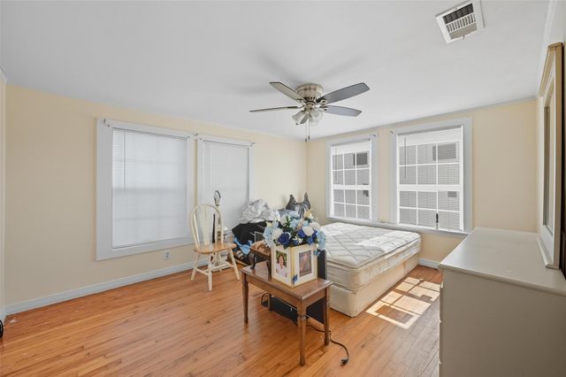 3334 Sheldon Avenue, Dallas, TX 75211