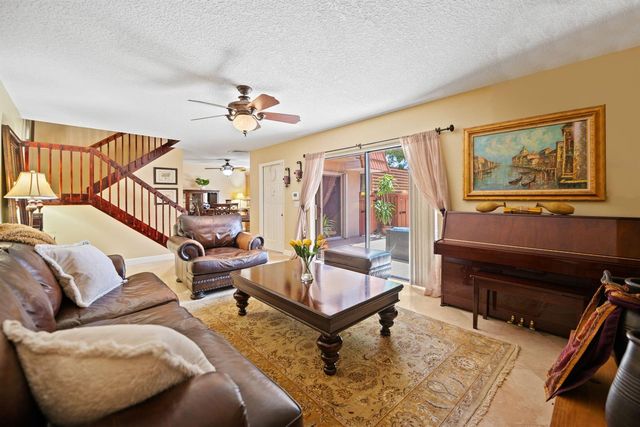2874 Waterford Drive S, Deerfield Beach, FL 33442