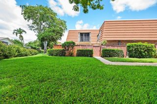 2874 Waterford Drive S, Deerfield Beach, FL 33442