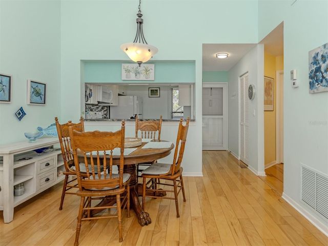772 BIRD BAY DRIVE N 202, Venice, FL 34285