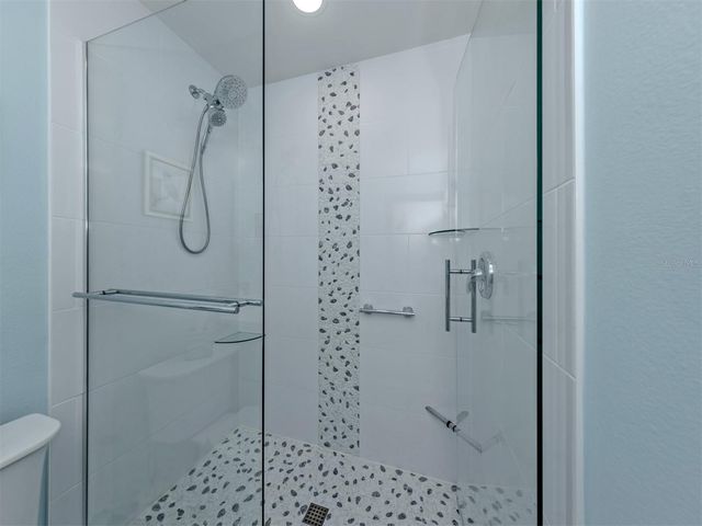 772 BIRD BAY DRIVE N 202, Venice, FL 34285