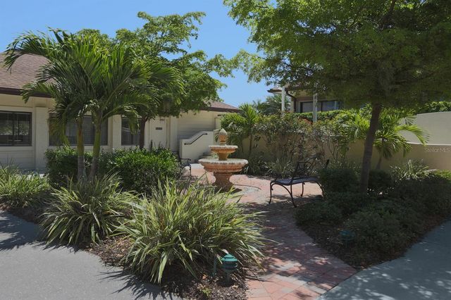 772 BIRD BAY DRIVE N 202, Venice, FL 34285