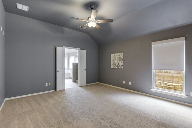 5201 La Bandera Trail, Benbrook, TX 76126