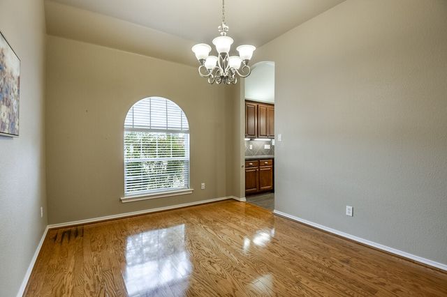 5201 La Bandera Trail, Benbrook, TX 76126