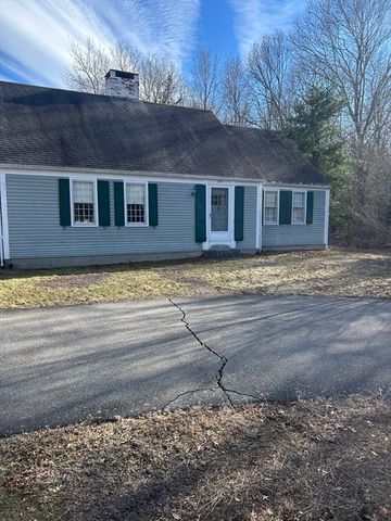 1593 Old Williams Street, Dighton, MA 02715