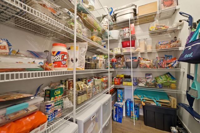 11200 Oak Ridge Court, Crown Point, IN 46307