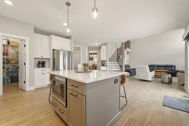 11200 Oak Ridge Court, Crown Point, IN 46307