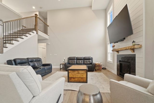 11200 Oak Ridge Court, Crown Point, IN 46307