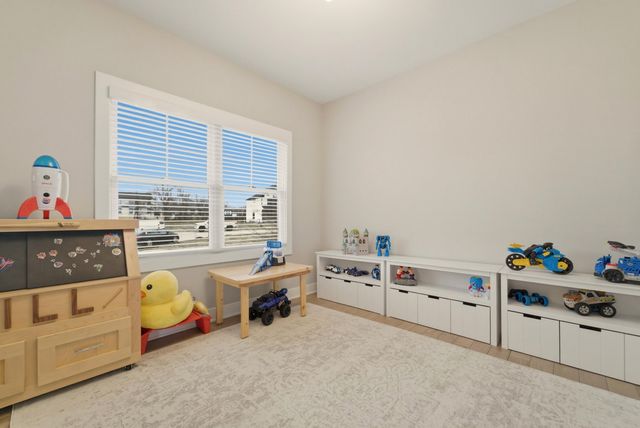 11200 Oak Ridge Court, Crown Point, IN 46307