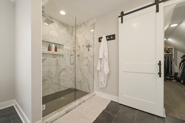 11200 Oak Ridge Court, Crown Point, IN 46307