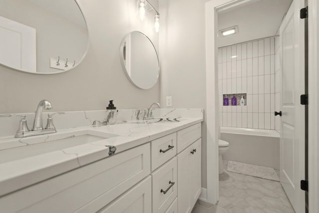 11200 Oak Ridge Court, Crown Point, IN 46307