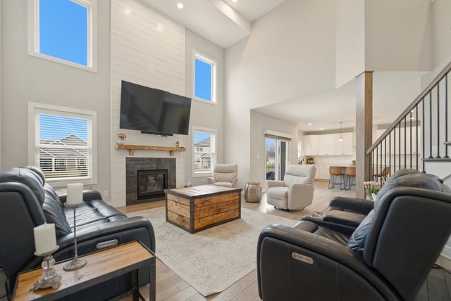 11200 Oak Ridge Court, Crown Point, IN 46307