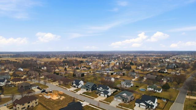 11200 Oak Ridge Court, Crown Point, IN 46307