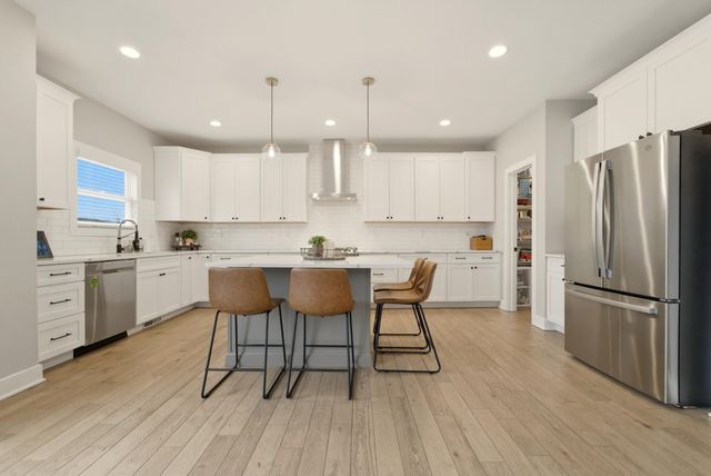 11200 Oak Ridge Court, Crown Point, IN 46307