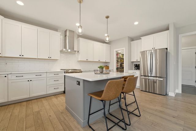 11200 Oak Ridge Court, Crown Point, IN 46307