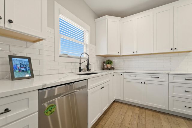 11200 Oak Ridge Court, Crown Point, IN 46307