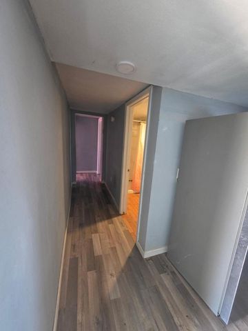 8038 W Palmaire Avenue a, Glendale, AZ 85303