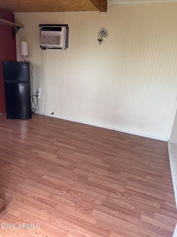 27 N MOLINO Street, Superior, AZ 85173