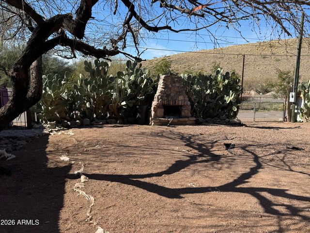 27 N MOLINO Street, Superior, AZ 85173