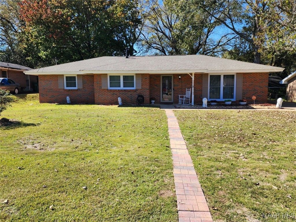 233 Vanderbilt Loop W, Montgomery, AL 36109