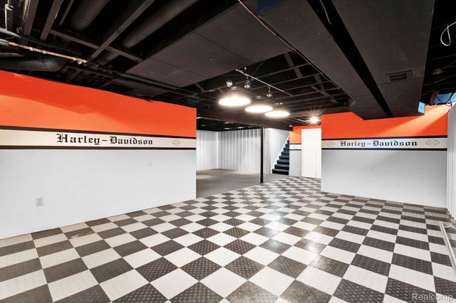 32930 Coventry Place, Warren, MI 48093