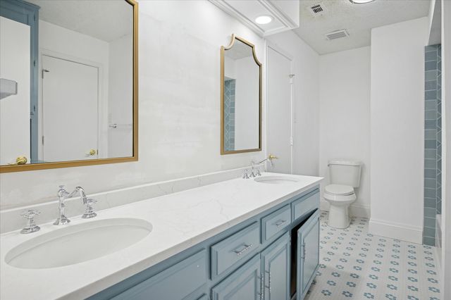 12612 Whispering Hills Drive, Dallas, TX 75243