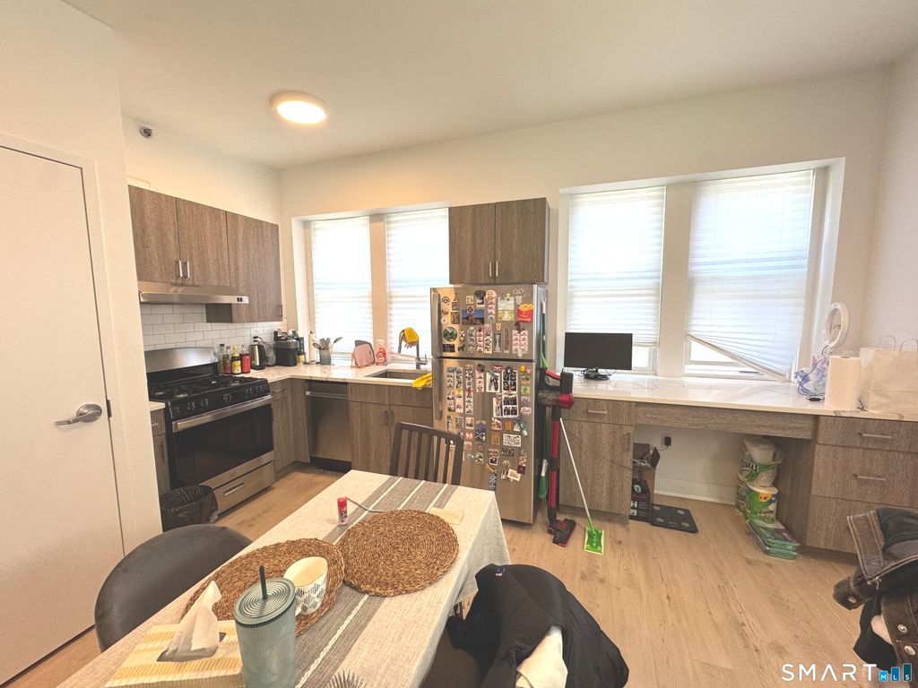 19 Whitney Avenue C, New Haven, CT 06510