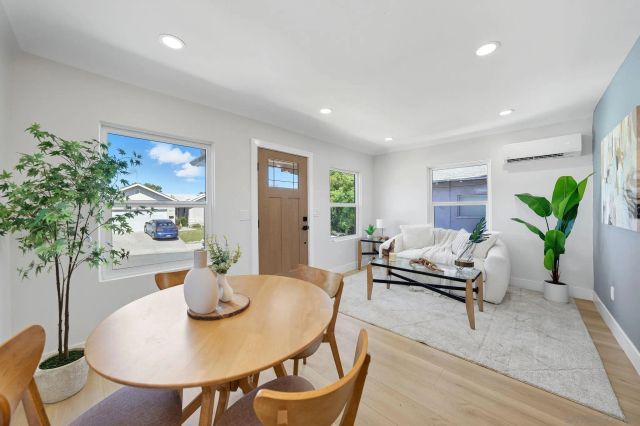 3621 Collier Ave., San Diego, CA 92116