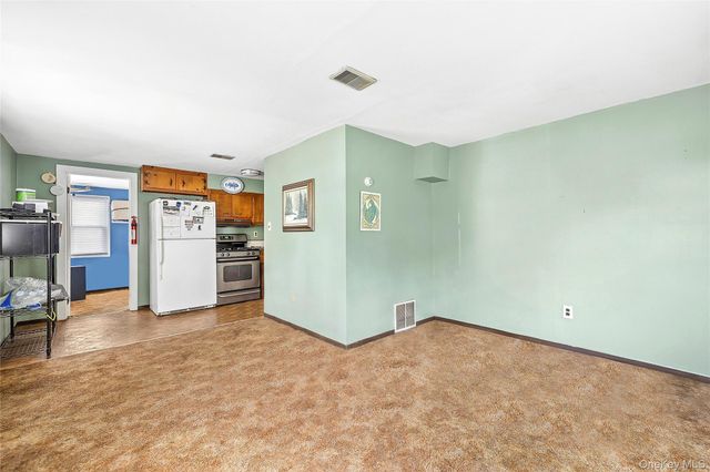1 Beverly Road, Glen Cove, NY 11542