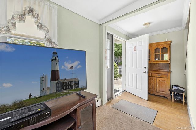 1 Beverly Road, Glen Cove, NY 11542