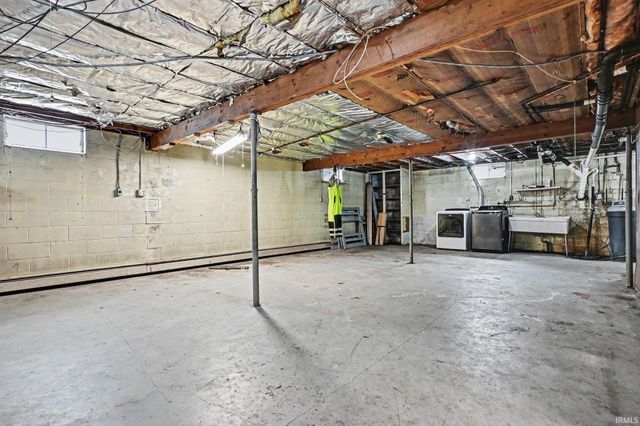 57805 Frances Avenue, Elkhart, IN 46517