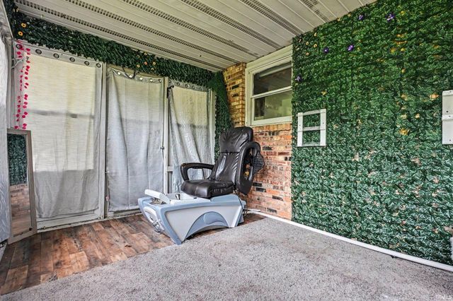 57805 Frances Avenue, Elkhart, IN 46517