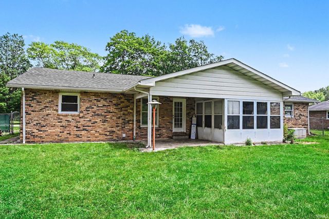 57805 Frances Avenue, Elkhart, IN 46517