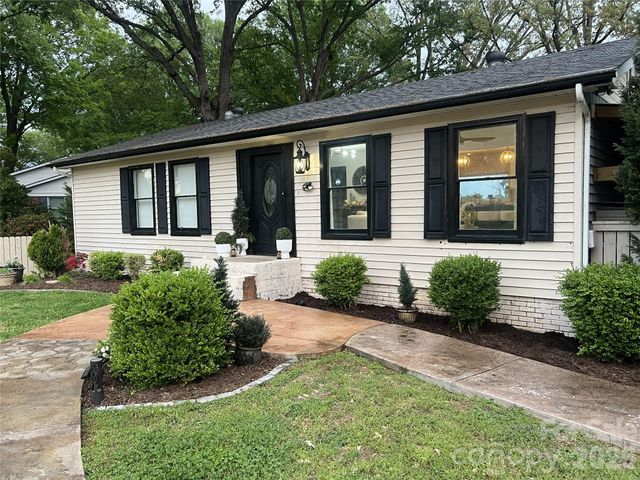 21510 Norman Shores Drive, Cornelius, NC 28031