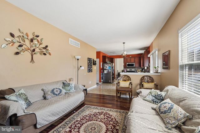 18 TRADITION CIR, Egg Harbor Township, NJ 08234
