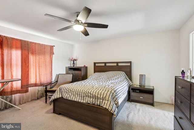 18 TRADITION CIR, Egg Harbor Township, NJ 08234