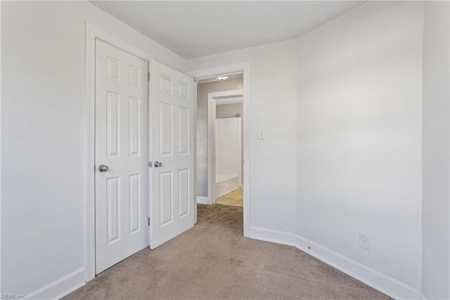 220 Taylor AVE W, Hampton, VA 23663