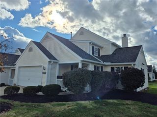 21872 Addington Boulevard 15, Rocky River, OH 44116