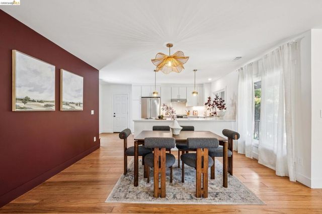 4376 39th Ave, Oakland, CA 94619