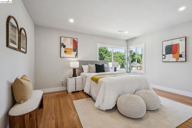 4376 39th Ave, Oakland, CA 94619