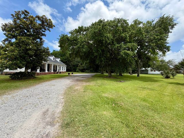 162 East 153rd Street, Galliano, LA 70354