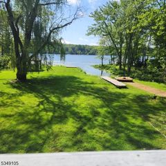 66 Bonning Rd, Frankford Twp., NJ 07860